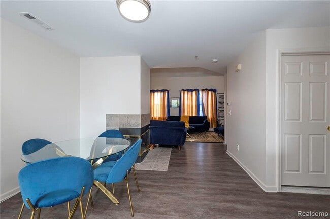 Building Photo - 2928 Prince Hall Dr
