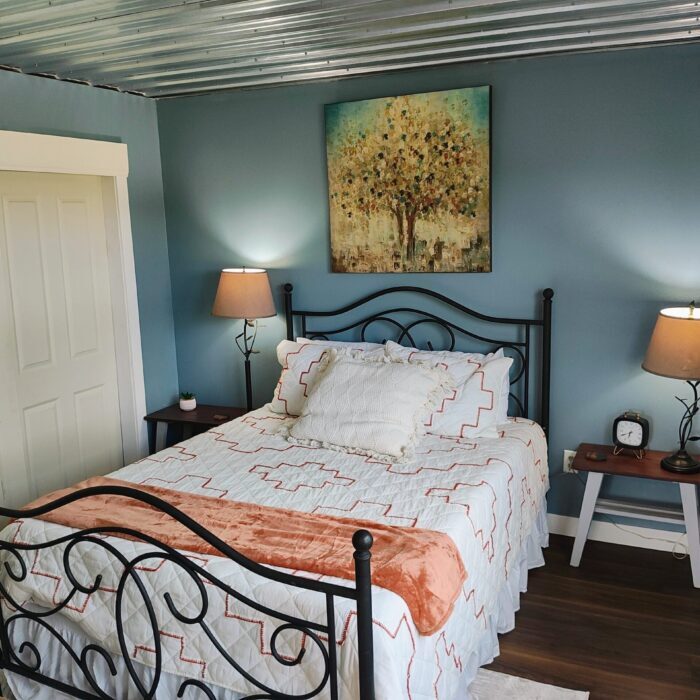 Bedroom - 615 S Main St