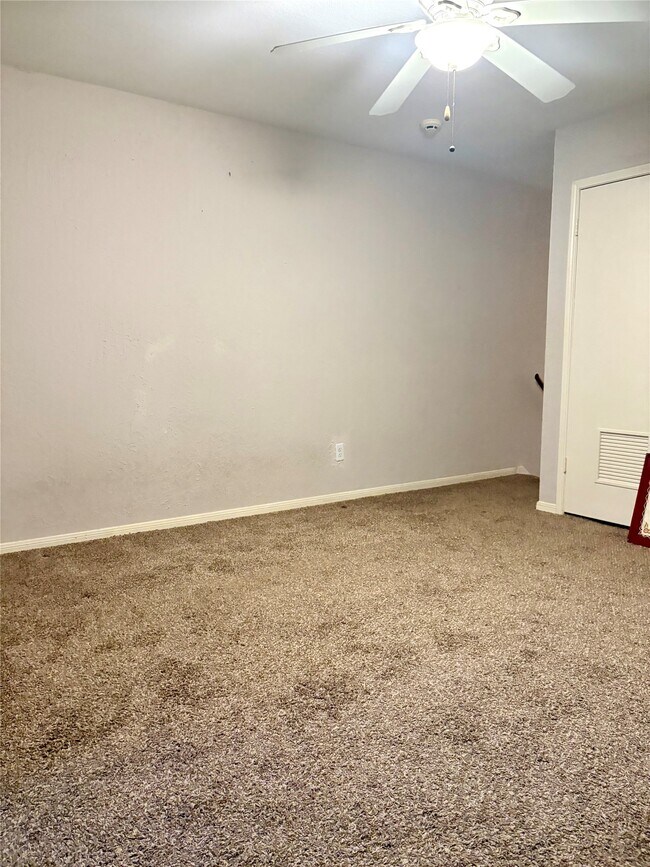 Building Photo - 14213 Lost Meadow Ln