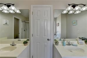 Building Photo - 4028 Rosewood View Dr