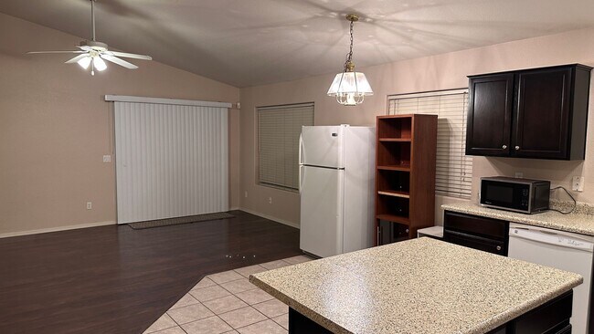 Building Photo - Three Bedroom in Blakeman Ranch!
