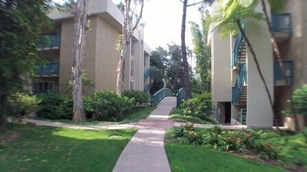 Beautiful walkways - 436 N Bellflower Blvd