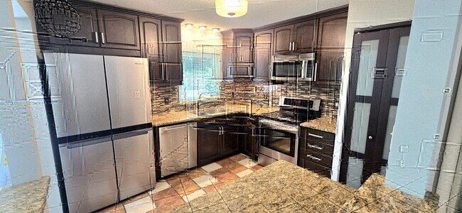 Building Photo - 1340 Paradise Ln
