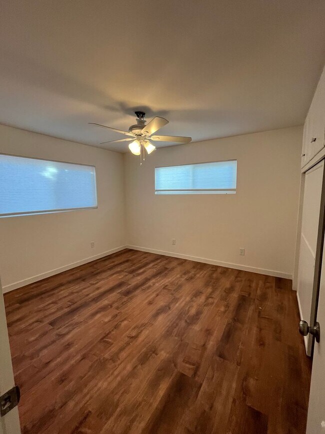 Building Photo - STUNNING 3BD/2BA ON CORONADO ISLAND! -2 BL...
