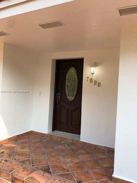 Building Photo - 7090 SW 62nd St