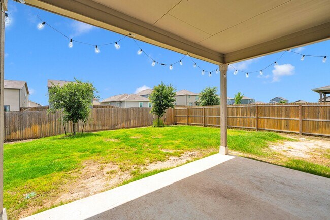 Building Photo - Charming 4-Bedroom Home in Millican Grove – Near Randolph AFB!