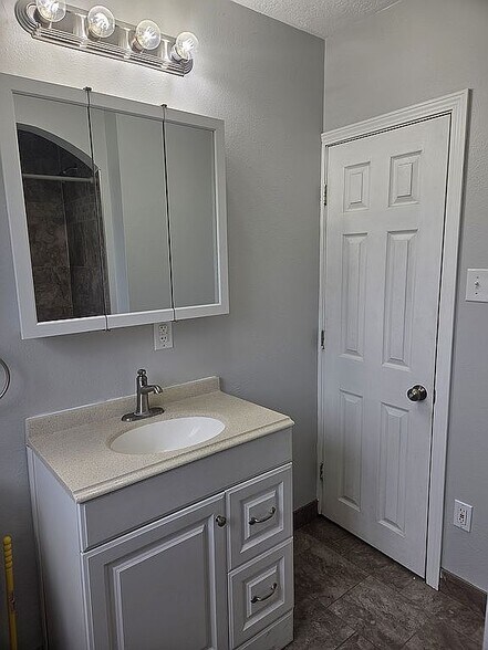 Building Photo - 366 Washington Ave