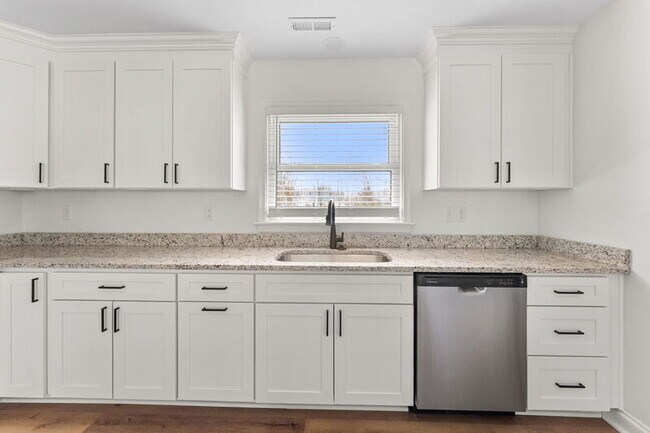 Building Photo - 7211 Mayetta Dr