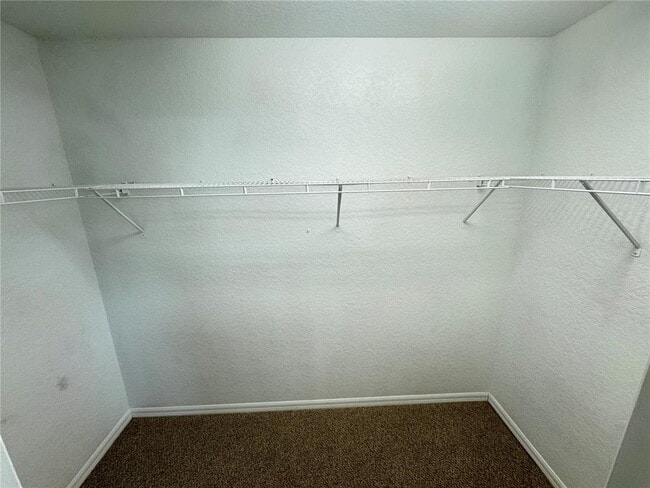 Building Photo - 4876 Summerfield Cir