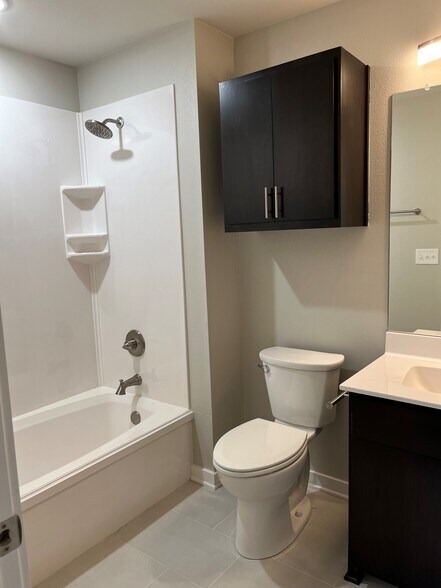 Second Bath - 10588 Brothers Ln