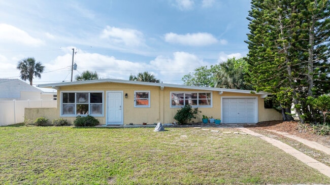 Building Photo - 114 Lynnhurst Dr