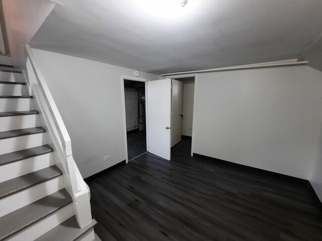 Building Photo - 3Br/2Bath House in Evanston $3,600/m