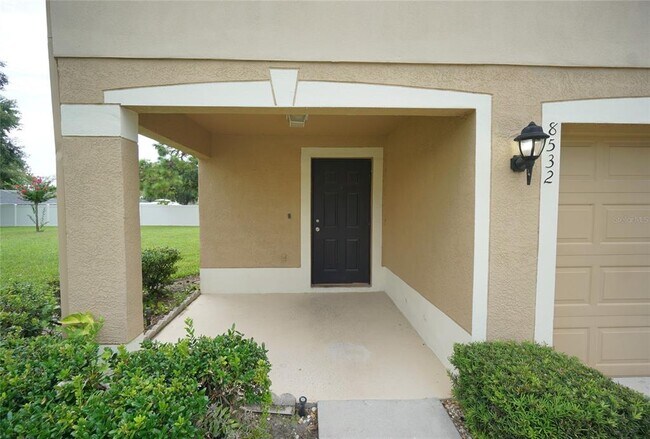 Building Photo - 8532 Edgewater Pl Blvd