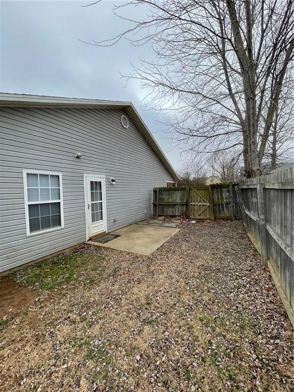 Building Photo - 1132 Nelson Dr