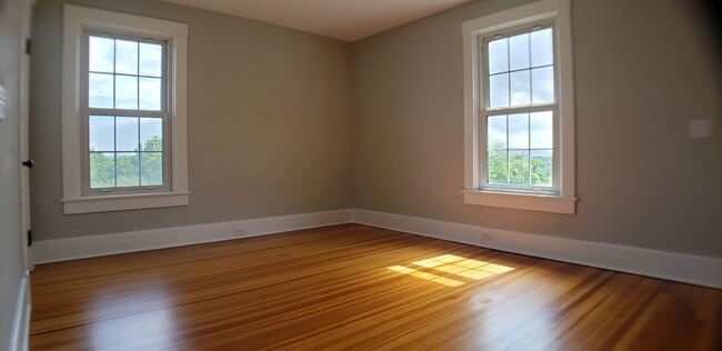 Building Photo - 1874 White Hall Rd