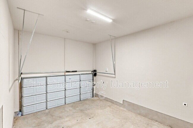 Building Photo - 9102 Devils River