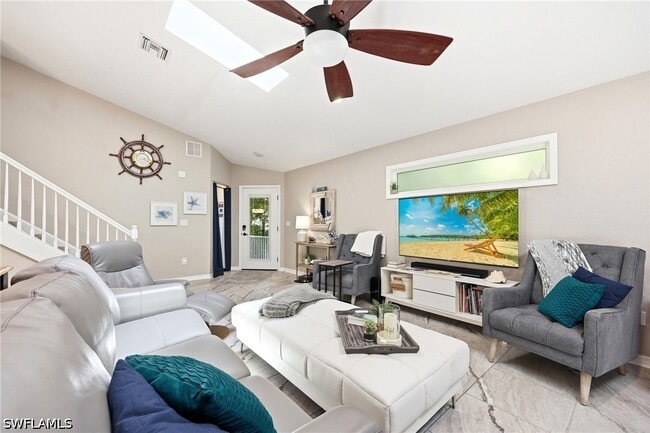 Building Photo - 6104 Waterway Bay Dr