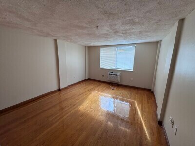 Building Photo - 1114 Commonwealth Ave