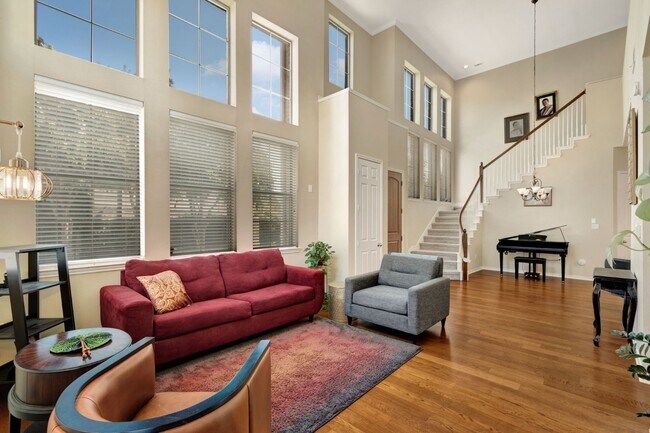 Building Photo - Richardson Townhome