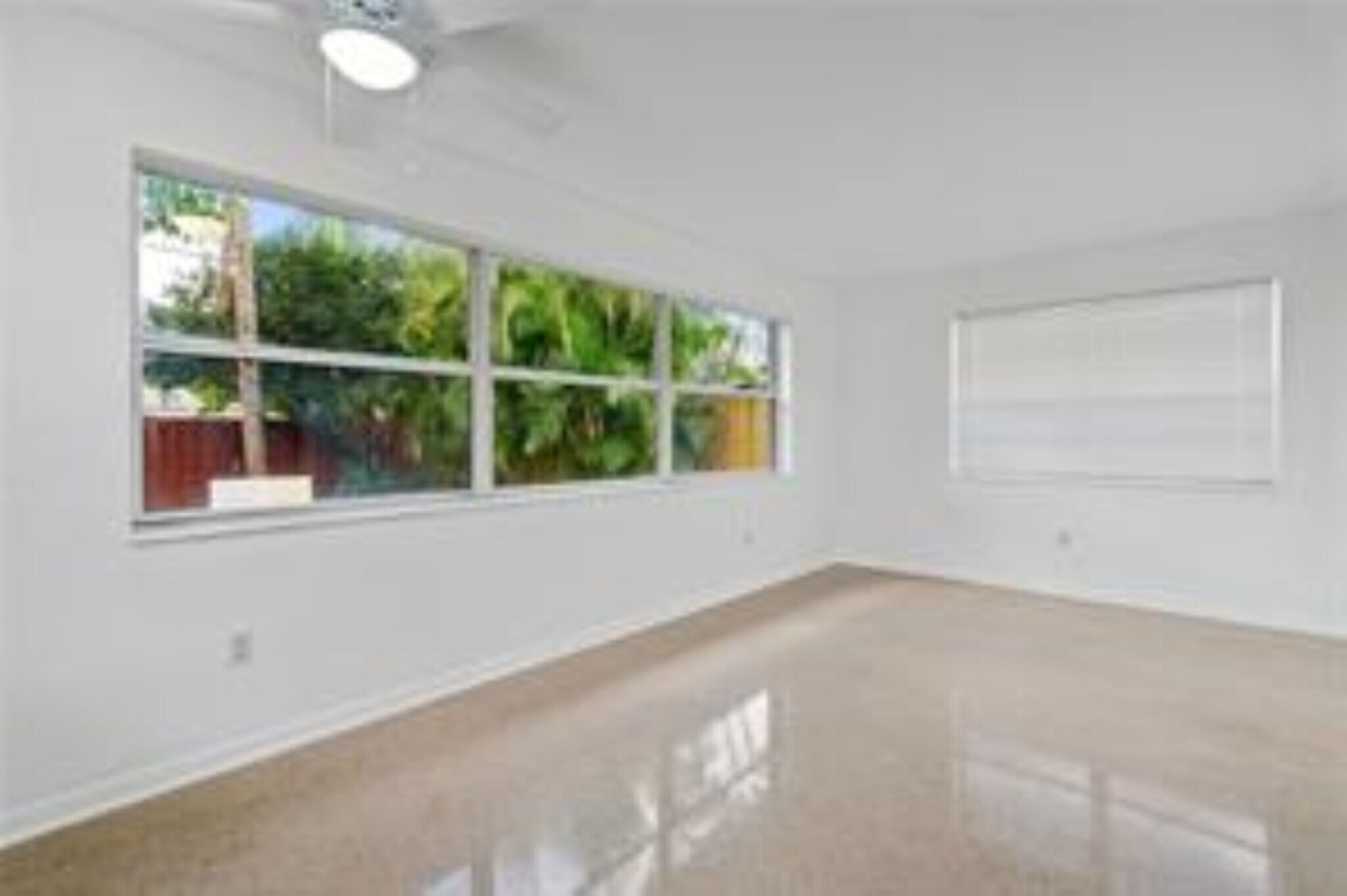 Building Photo - 50 NE 45th Ct