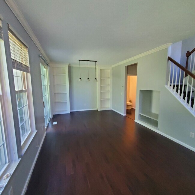 Building Photo - 2643 Wyndgate Ct