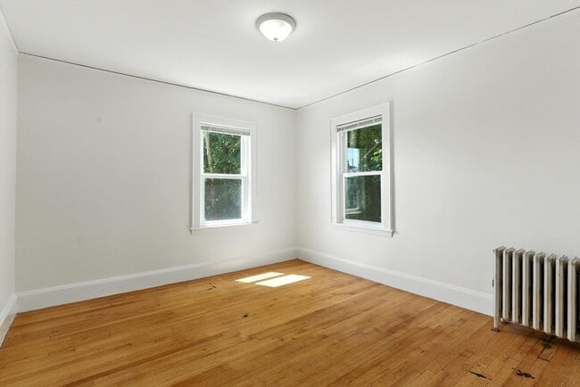 Building Photo - 29 Arbroth St