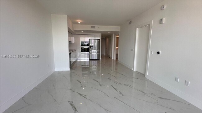 Building Photo - 1170 E Hallandale Beach Blvd