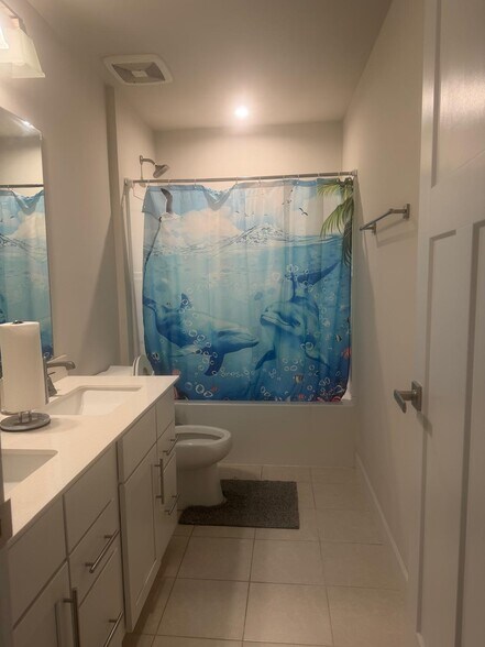 Building Photo - 300 Finnegan Ct