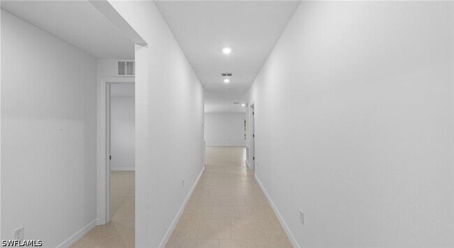 Building Photo - 17244 Cantu Ct