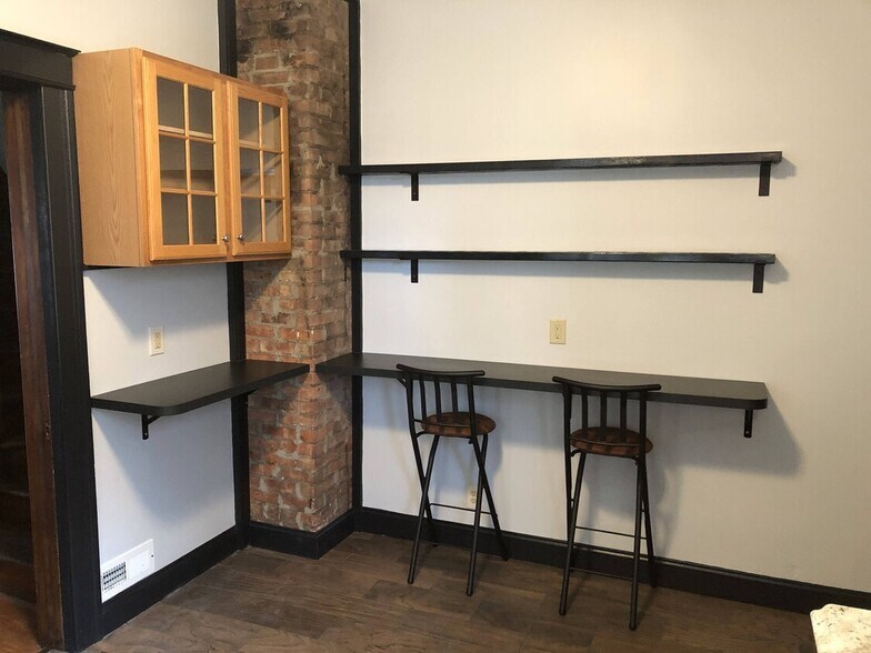 Breakfast nook - 47 Nicholson St