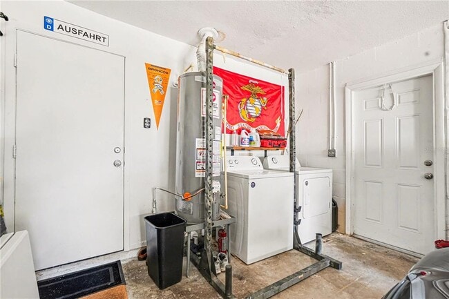 Building Photo - 4440 W Pintor Pl