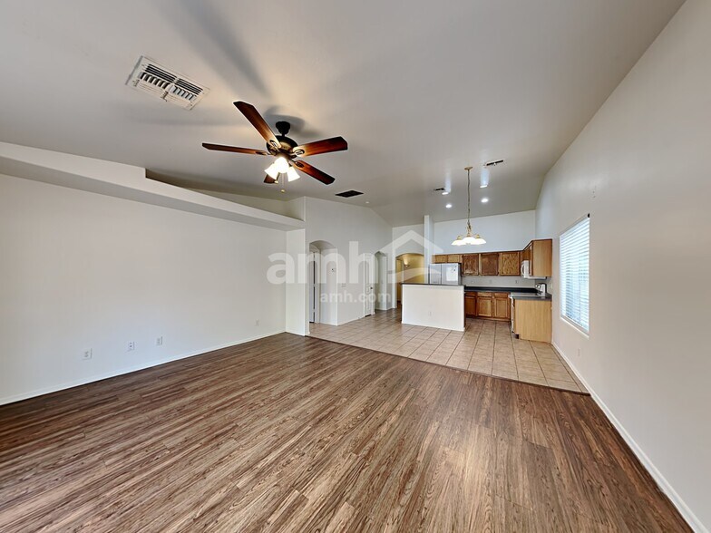 Building Photo - 11780 W Joblanca Rd