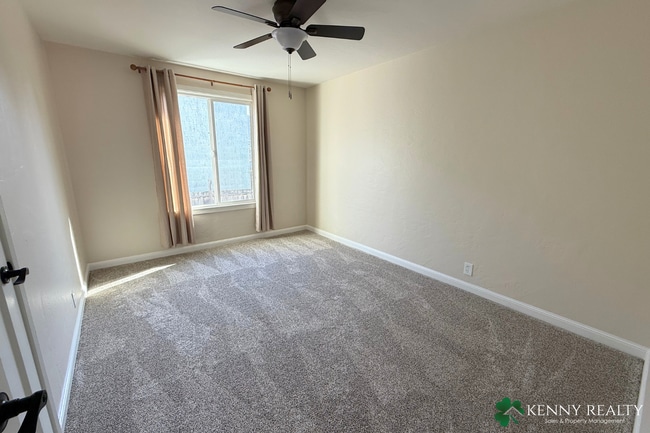 Building Photo - Fully Remodeled 3BR/2BA Home with 2 Car Garage in SF