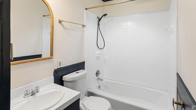 Building Photo - 7165 Government St