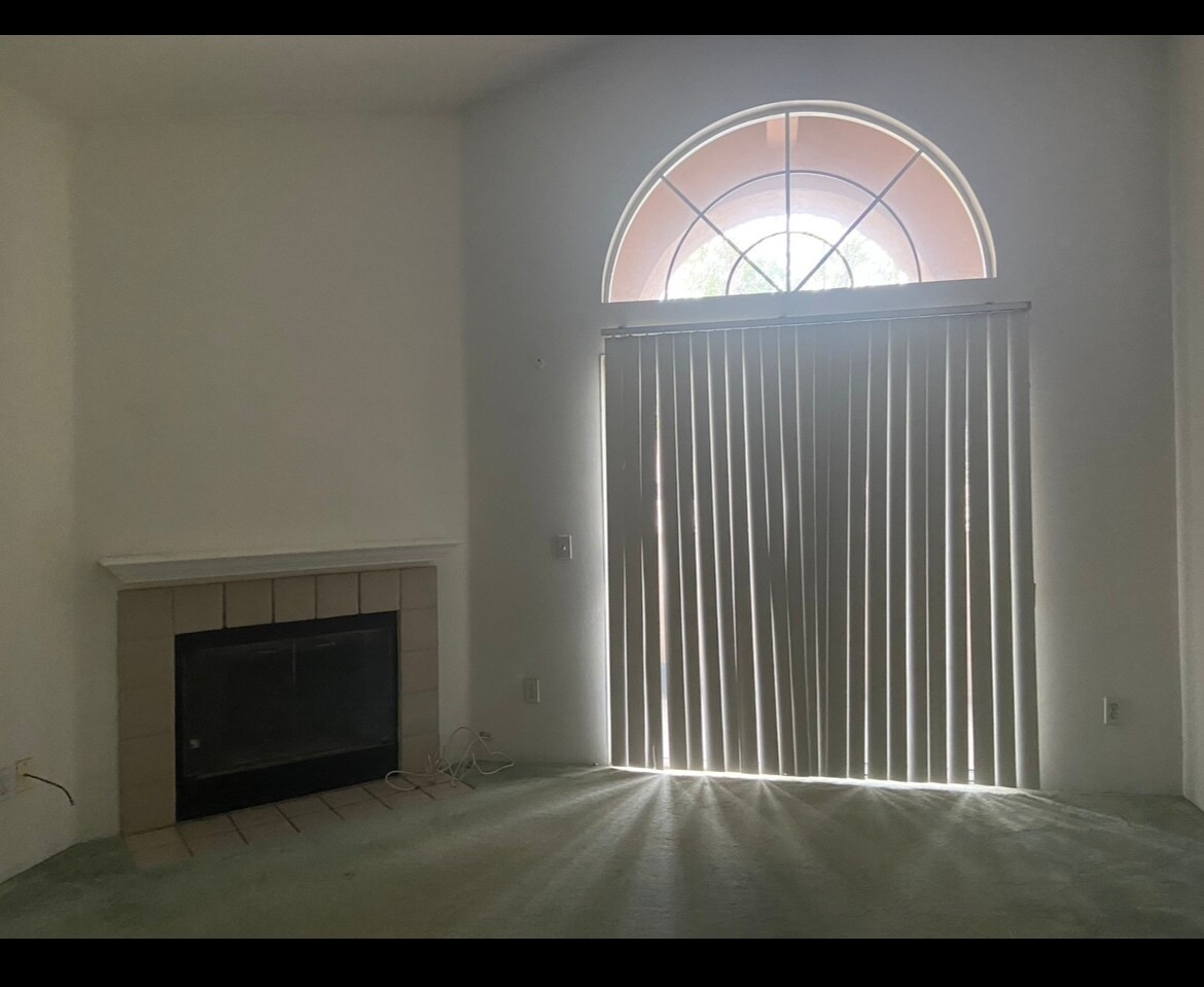 Building Photo - 17161 Alva Rd