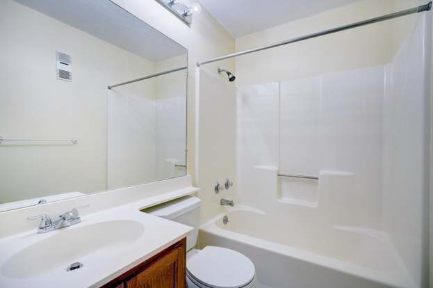Building Photo - 261 Cypress Point Dr