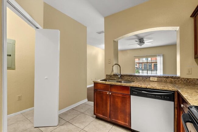 Building Photo - 126 Vista Verdi Cir