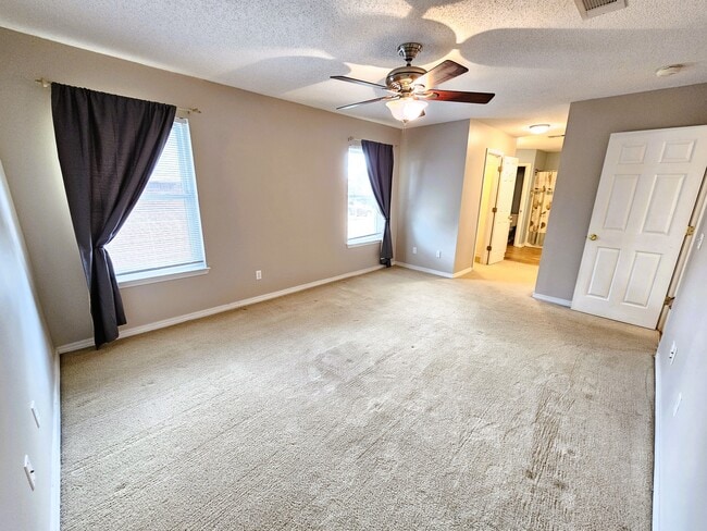 Building Photo - 5168 Whitehurst Ln