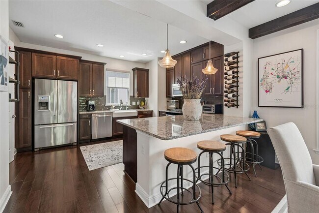 Building Photo - 426 S Lincoln Ave