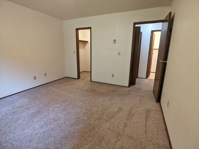 Building Photo - 2 Bed/2 Bath Spaulding Beach Condo