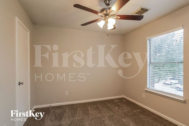 Building Photo - 430 Remington Creek Dr