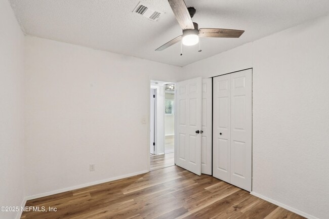 Building Photo - 409 Sailfish Dr E