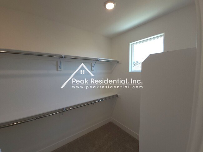 Building Photo - Brand New 3bd/2.5ba Folsom Home with 2 Car Garage