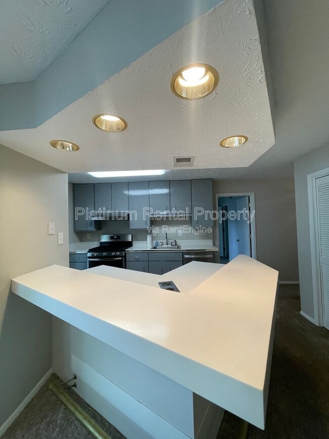 Building Photo - 402 Wynnes Ridge Cir SE
