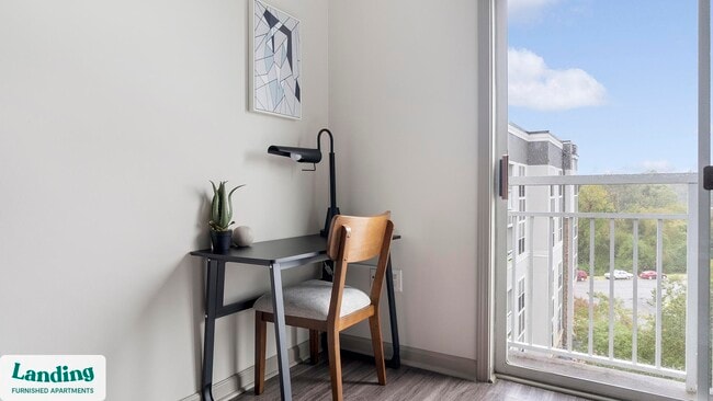 Building Photo - 900 E Six Forks Rd