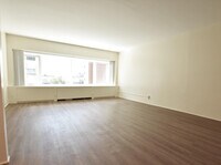 Building Photo - 555 E William St
