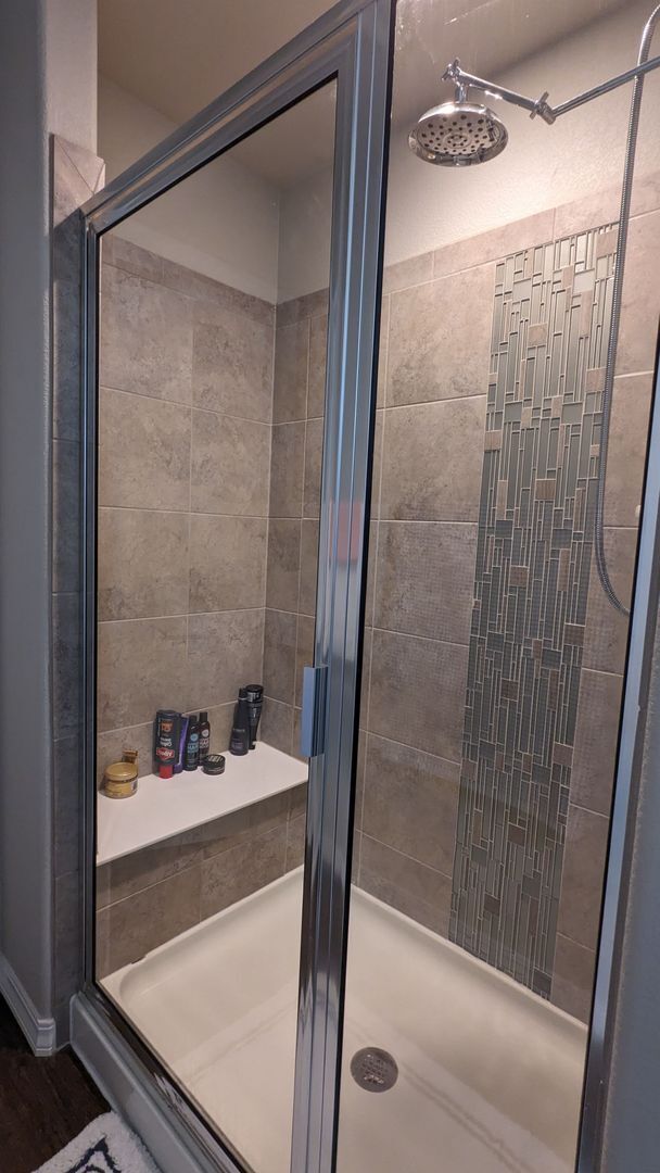 Building Photo - IMMACULATE 4 BED/2.5 BATH CUSTOM BUILT HOME IN SKYLINE RIDGE!