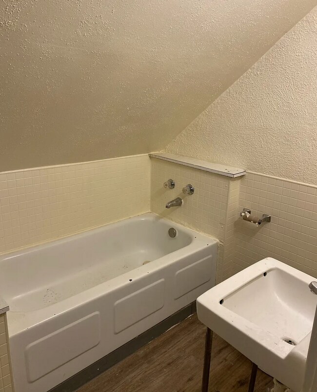 Building Photo - 3250 N Logan Ave