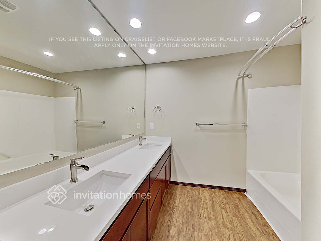 Building Photo - 17812 82nd Dr NE