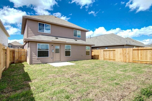 Building Photo - 5638 Plantation Forest Dr